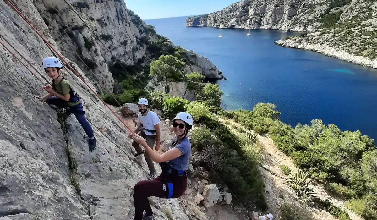 Escalade en famille dans la Calanque de Morgiou Marseille