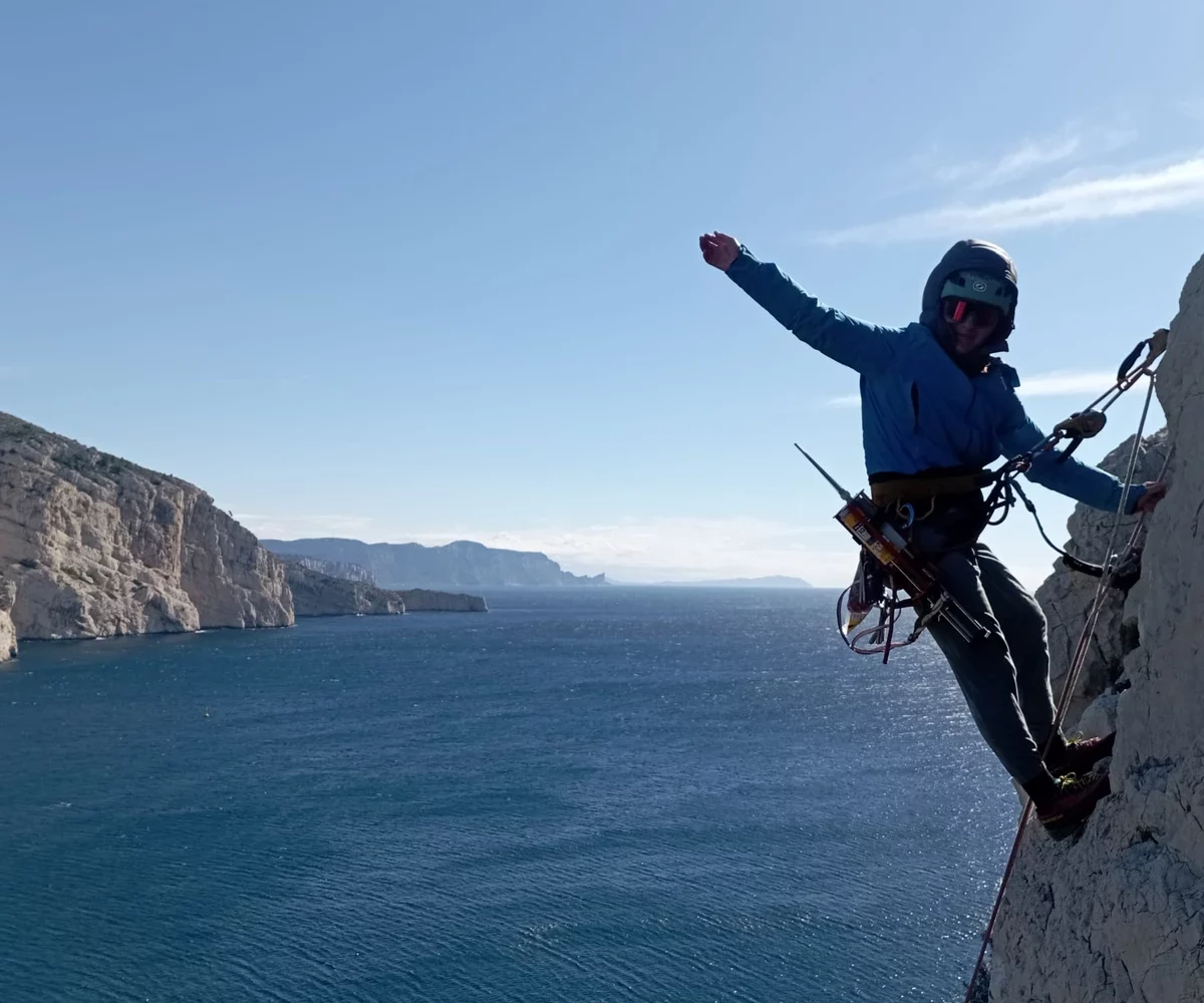 Stage escalade traditionnelle ou Terrain d'Aventure dans les Calanques