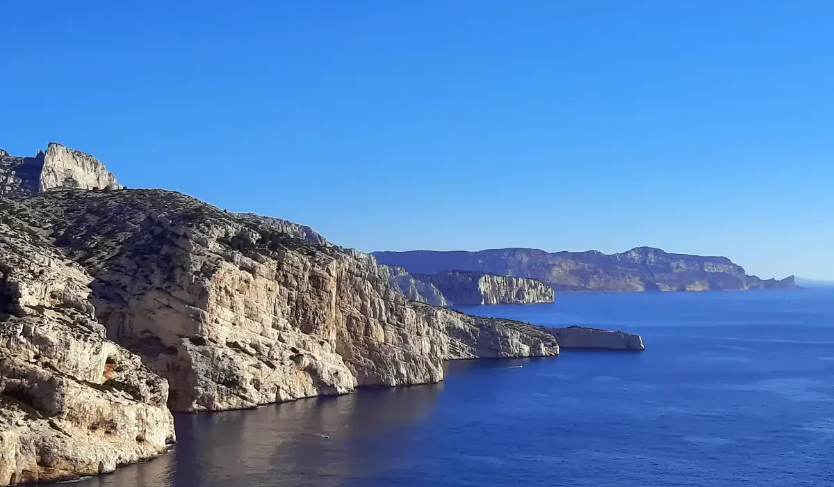 Les 5 meilleurs activités verticales et d'escalade dans le Parc National des Calanques